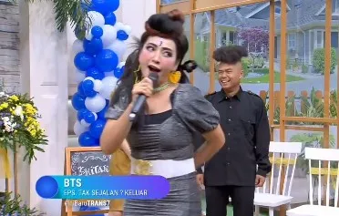 Potret Hesti Purwadinata Cosplay (Credit: Instagram/bts_trans7)