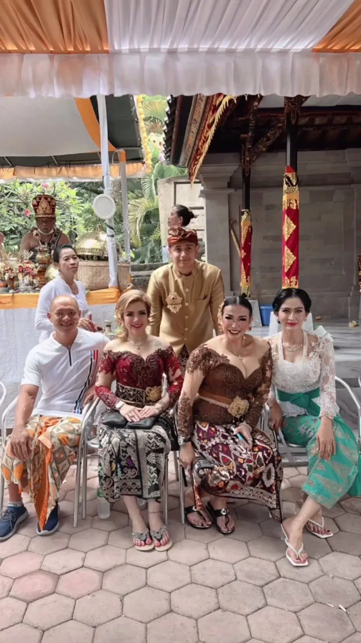 (credit: instagram.com/barbiekumalasari)