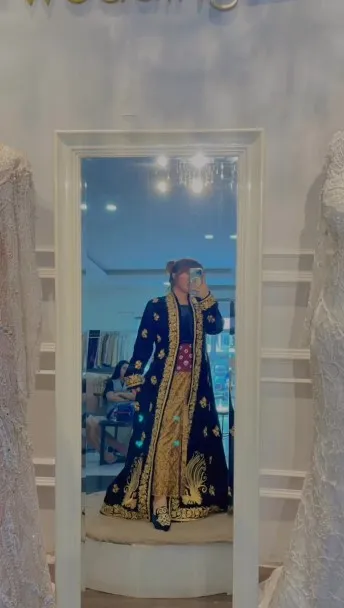 Potret Merry Asisten Raffi Ahmad Bareng Kekasih (Credit: Instagram/merryraffiahmad)