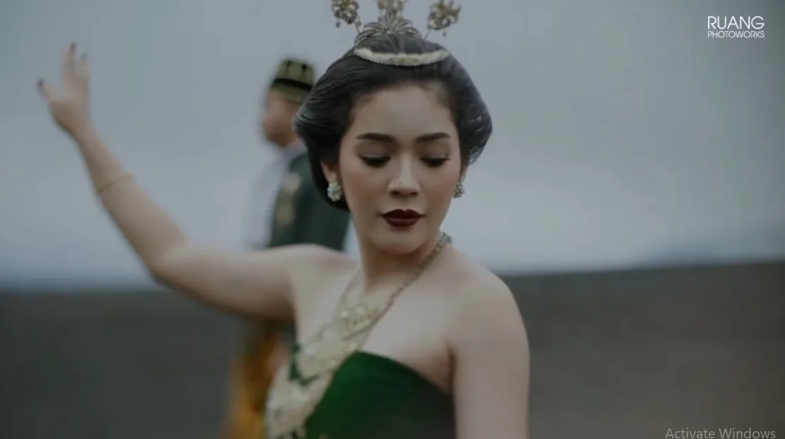 Potret Prewed Fay Nabila (Credit: Instagram/ruangphotoworks)