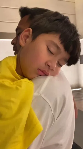 Potret Rafathar Kecapekan (Credit: Instagram/raffinagita1717)