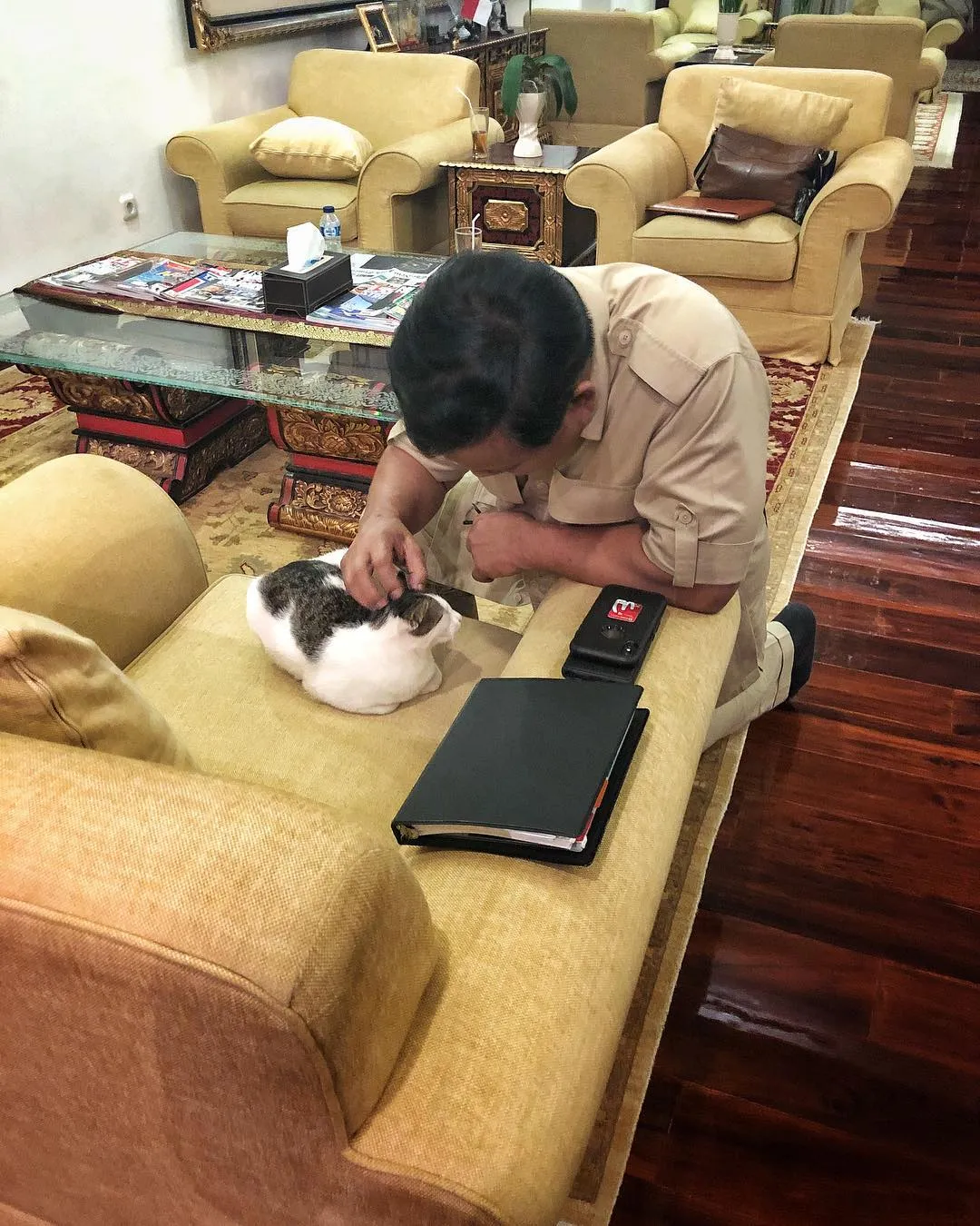 Instagram © rizky_irmansyah