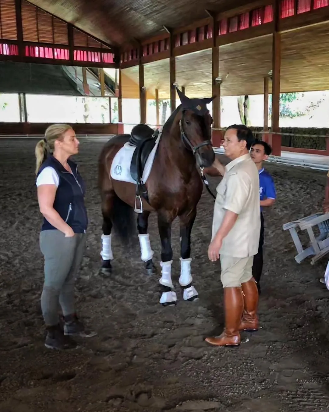 Instagram © rizky_irmansyah