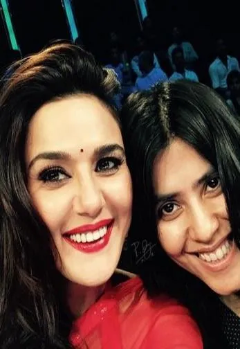 Preity Zinta pilih temani asistennya yang sakit dan absen sementara dalam 'Nach Baliye 7' @pinkvilla.com