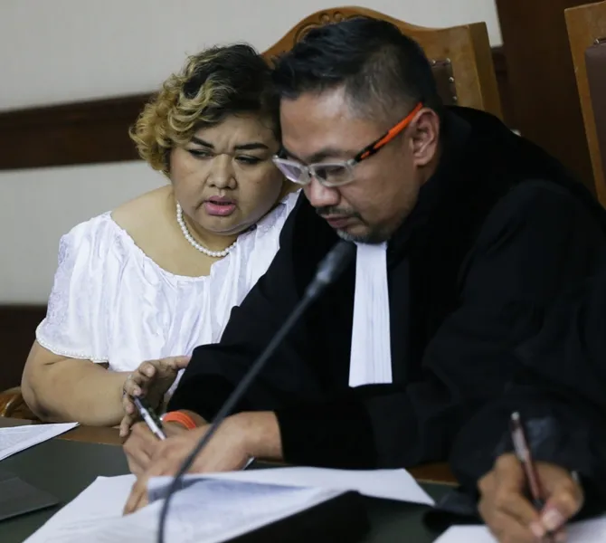 Tim Majelis Hakim sepakat menyetujui bahwa Pretty adalah korban. © KapanLagi.com/Agus Apriyanto