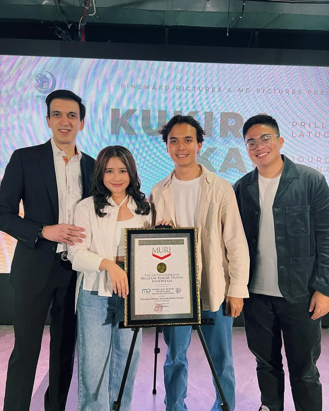 instagram.com/prillylatuconsina96