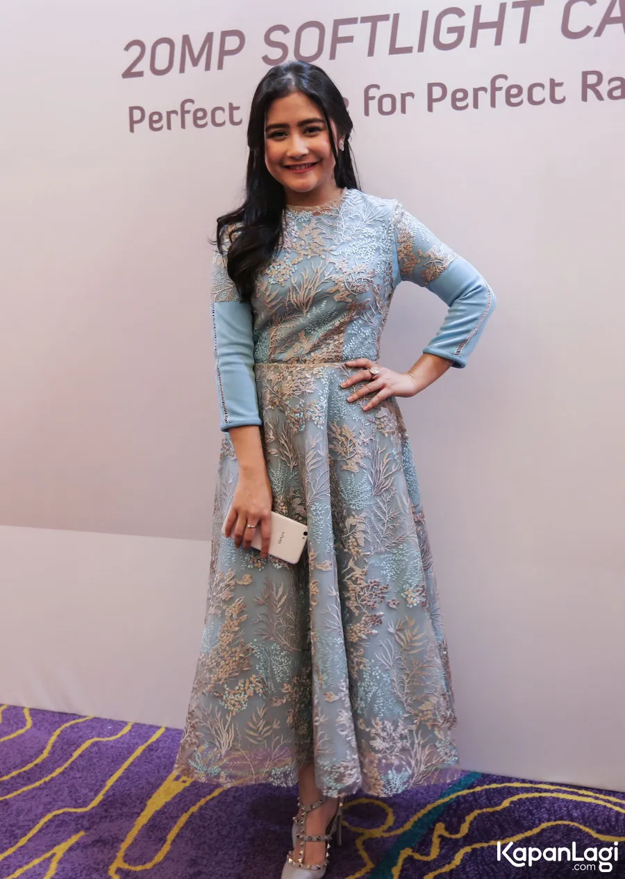 Prilly santai meski belum diberi izin pacaran © KapanLagi.com/Budy Santoso