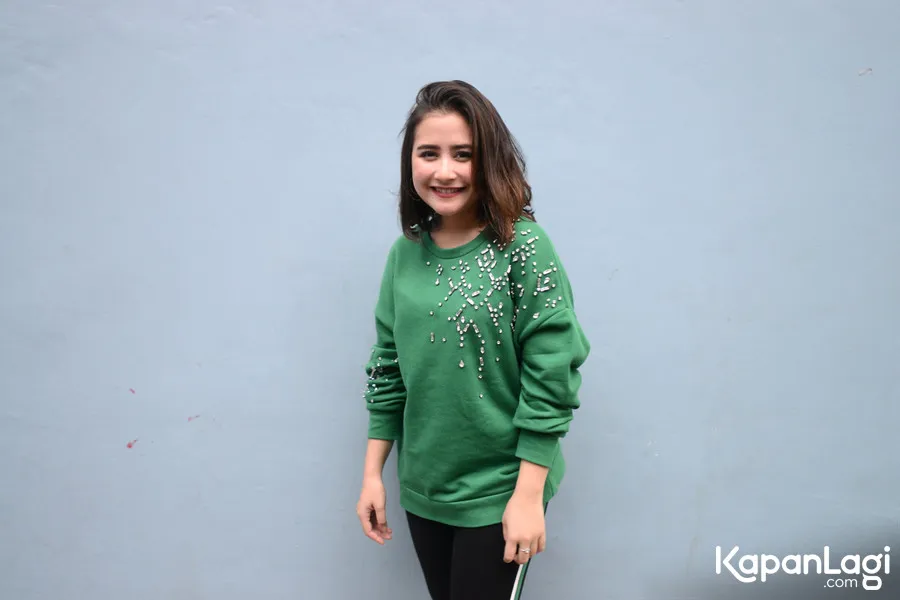 Prilly punya alasan tersendiri tak memamerkan kemesraan mereka berdua di sosial media (credit: kapanagicom/Bayu Herdianto)