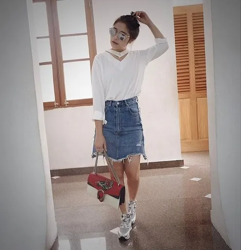 Prilly Latuconsina merupakan salah satu bintang muda yang punya fashion kece! /©instagram.com/prillylatuconsina96