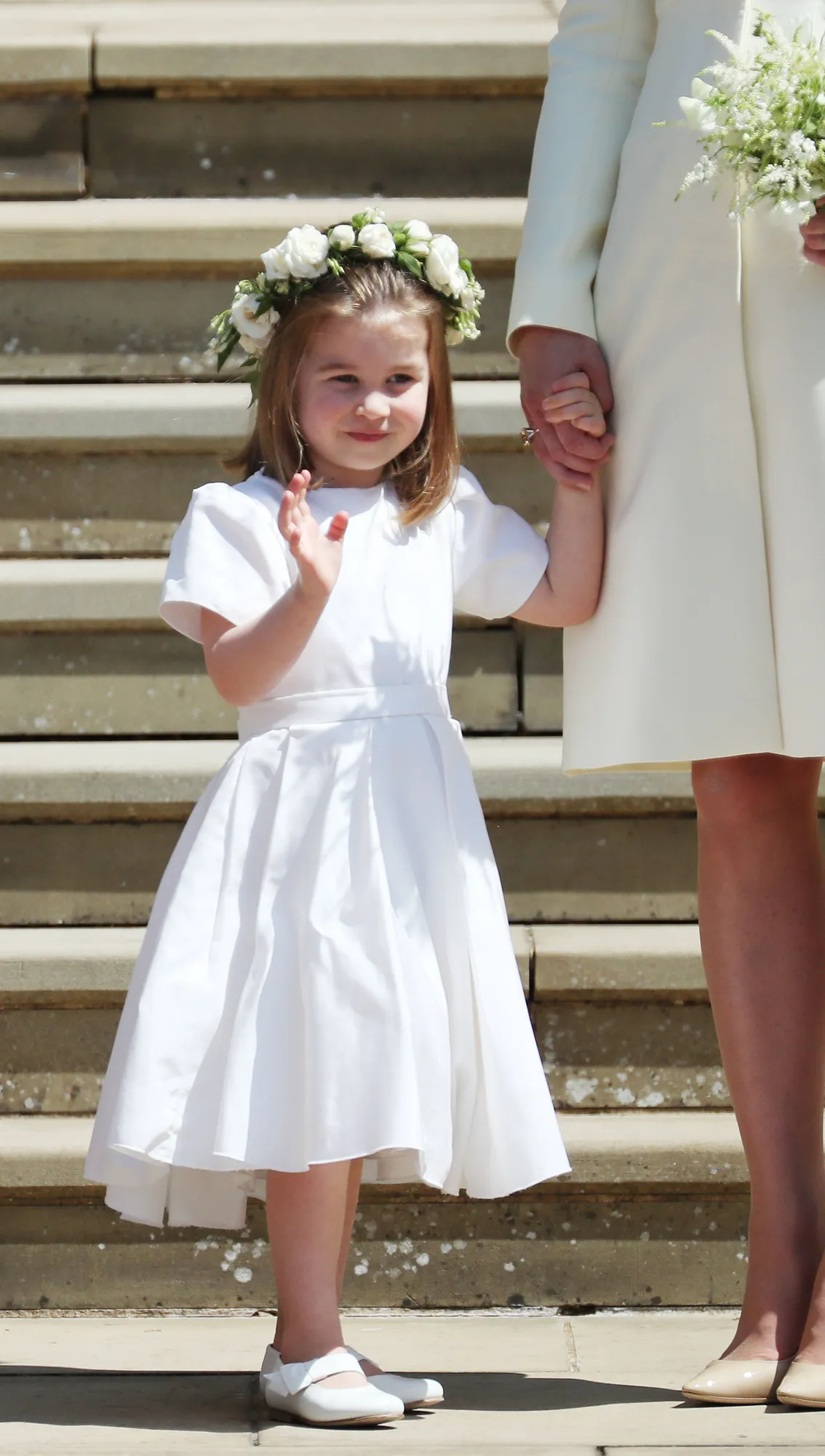 Princess Charlotte lebih periang dan ekspresif. (Cr: AFP)