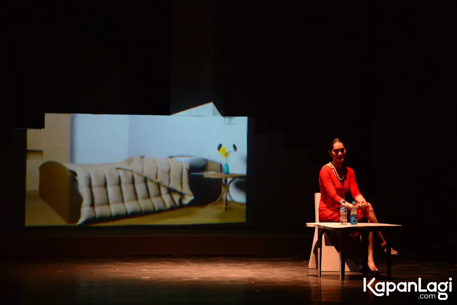 Menghafal naskah teater jadi tantangan tersendiri bagi Prisia Nasution © KapanLagi.com®/Agus Apriyanto