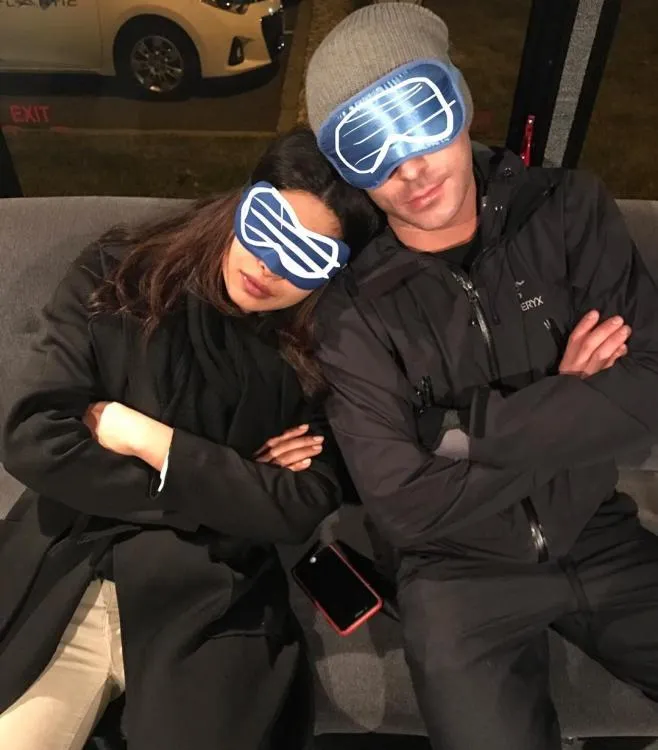 Priyanka akrab dengan Zac karena BAYWATCH ©instagram/priyankachopra