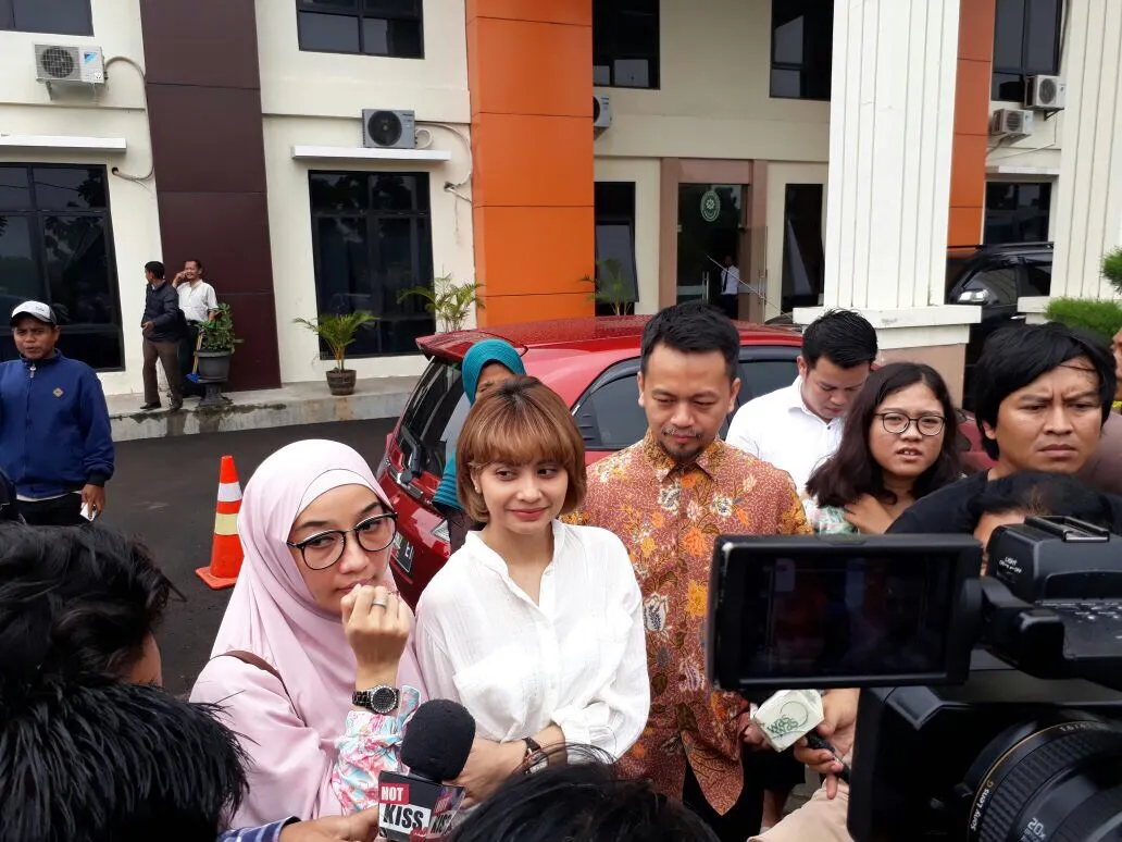 Indra Darusman tegaskan tidak ada bentuk KDRT dalam keluarga Tiwi Sakuramoto dan Shogo Sakuramoto © KapanLagi.com/Mathias Purwanto