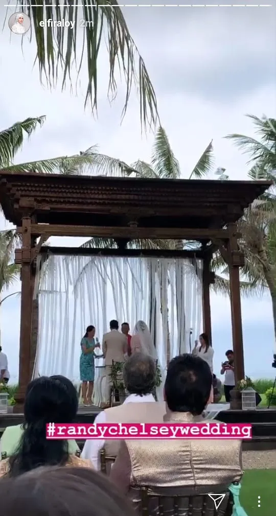 Randy dan Chelsey resmi menikah. Congrats! © instagram.com/elfiraloy