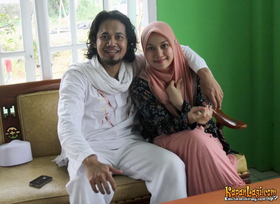 Puput Melati tidak meminta apa-apa dari Ustaz Guntur Bumi. @KapanLagi.com
