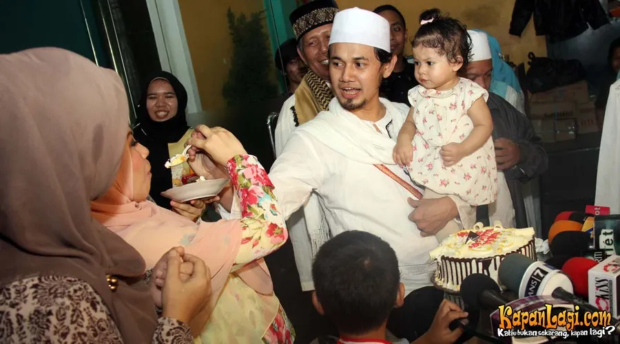 Puput Melati - Ustad Guntur Bumi @Foto: Ruswanto