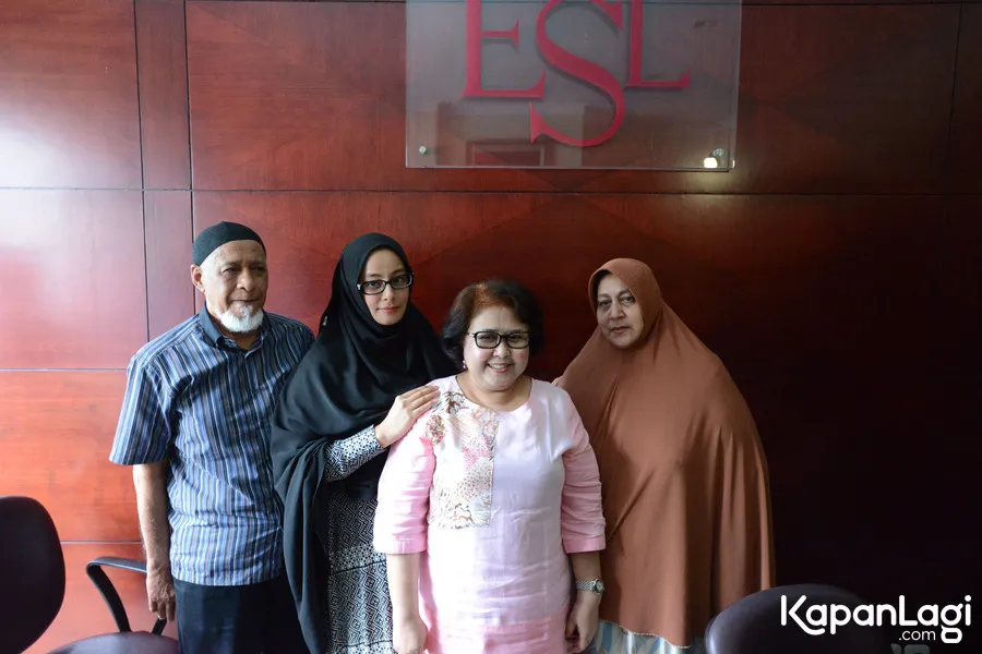 Soal tufuhan rampas HP, anak-anak Putri Aisyah juga kena dampaknya © KapanLagi.com®/Bayu Herdianto