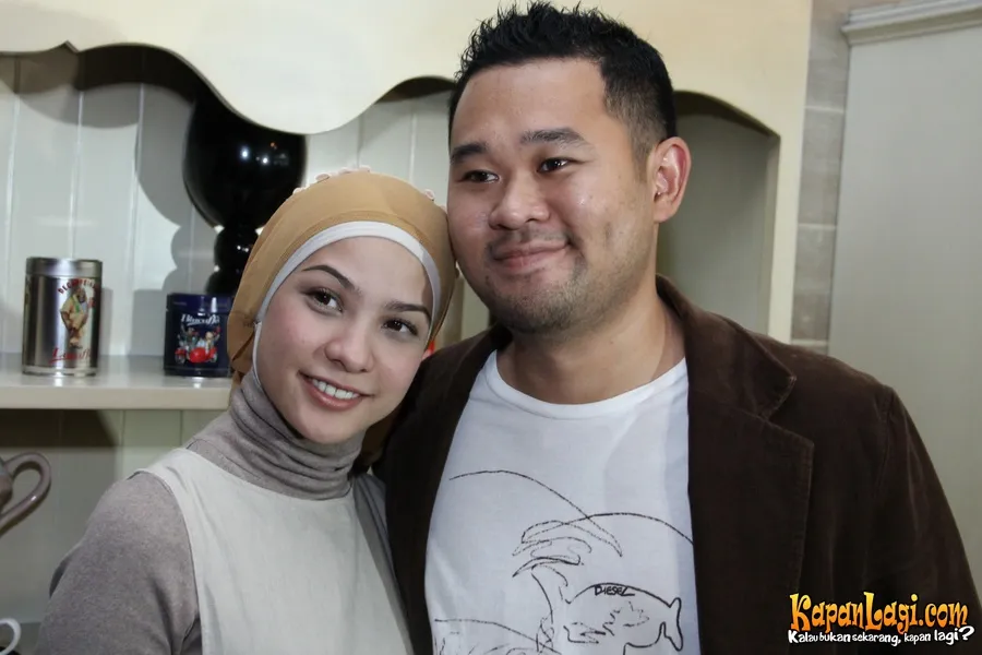 Akun Facebook dibajak, Rachel Maryam dirugikan