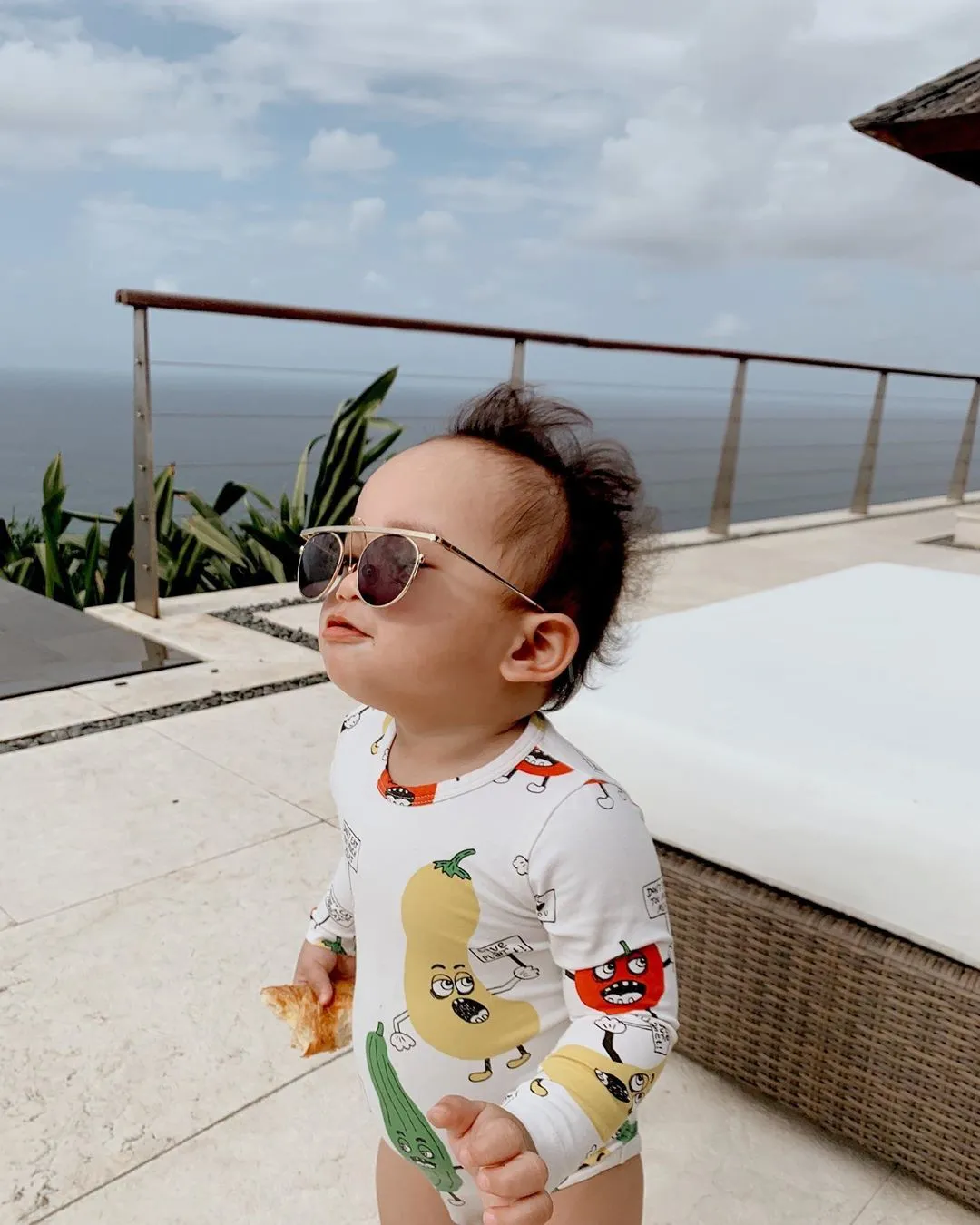 © instagram.com/rachelvennya