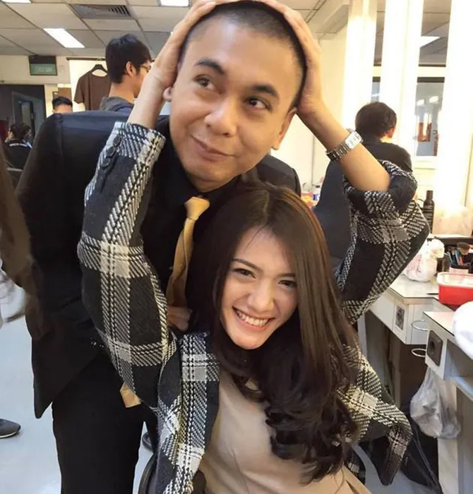 Raditya Dika dan Annisa Aziza akan gelar pesta pertunangan. © Instagram