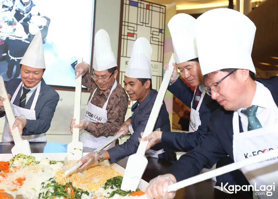 Doyan masakan Korea, apa Radit juga suka nonton drama Korea? © Budy Santoso