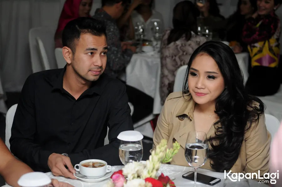 Menurut Raffi dunia hiburan Indonesia kini masih belum jauh berkembang © KapanLagi.com®/ Bayu Herdianto