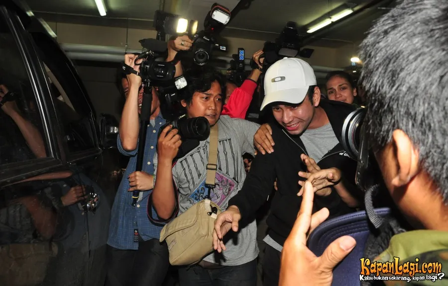 Keberadaan Raffi Ahmad masih misterius.