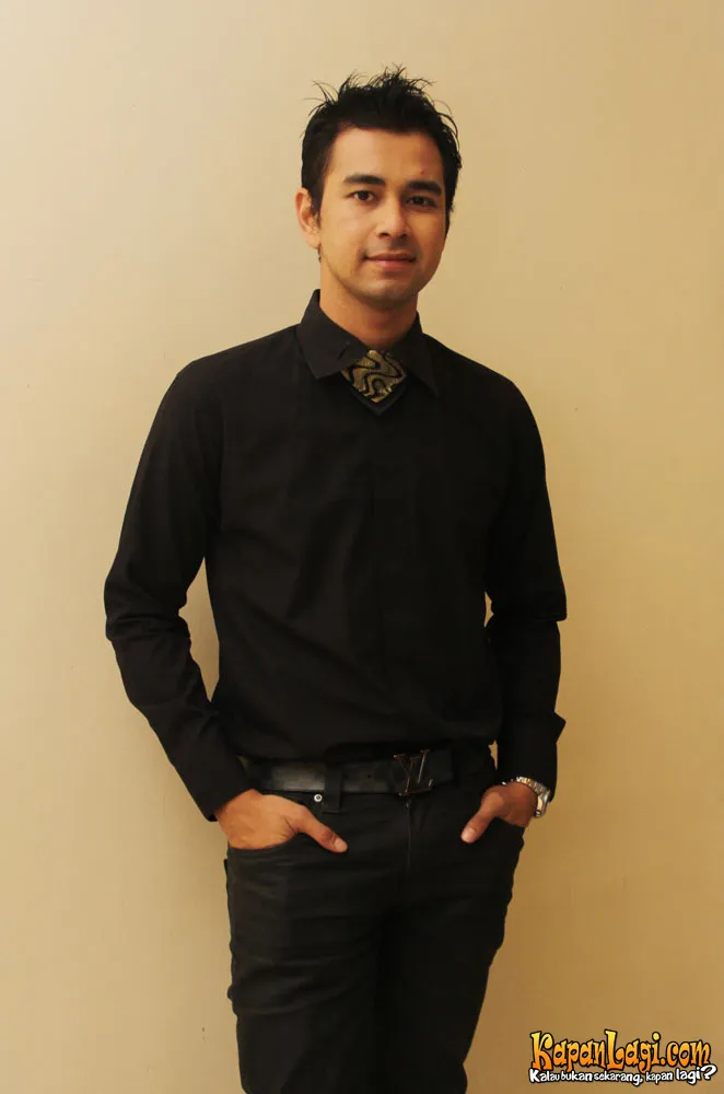 Meski masih dalam masa tahanan, dukungan masyarakat kepada Raffi Ahmad masih begitu besar sehingga menjadi presenter favorit.