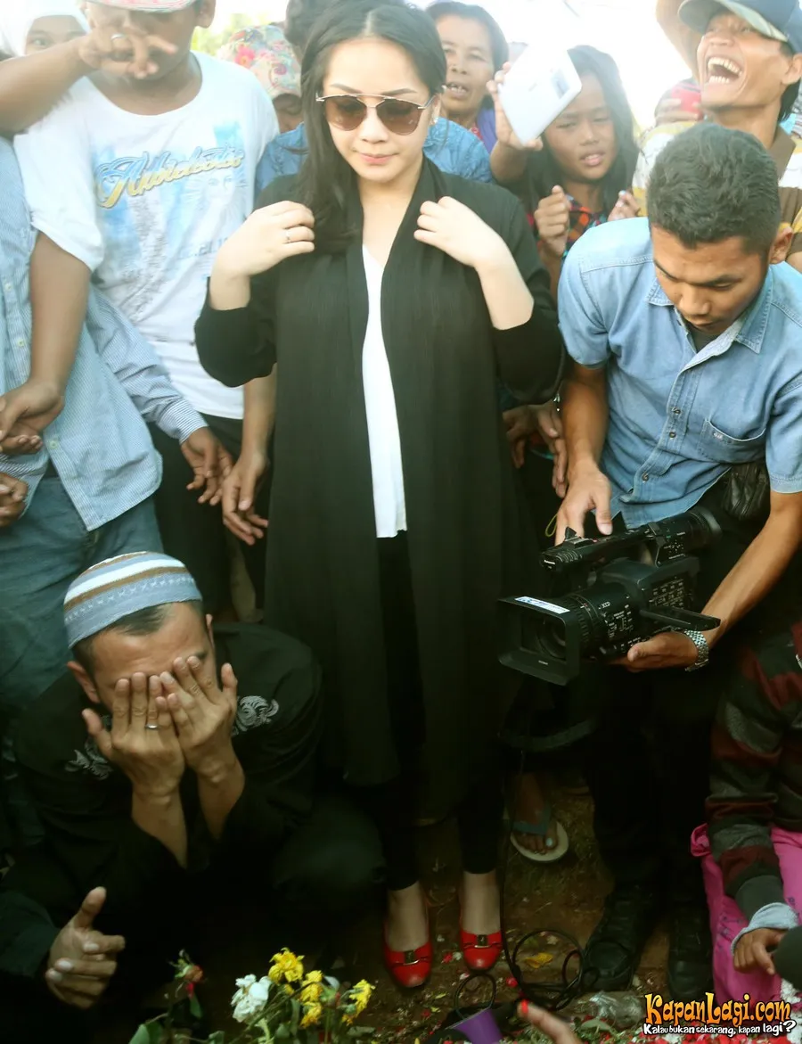 Raffi Ahmad begitu bersedih atas kepergian sahabatnya. ©KapanLagi.com®/Budy Santoso