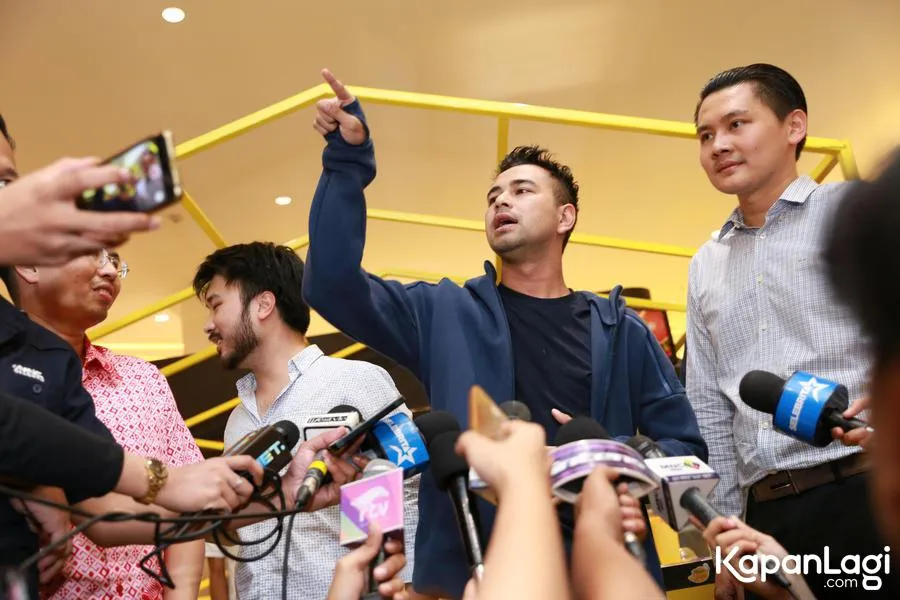 Raffi Ahmad berbisnis minuman menyehatkan. Å KapanLagi.com/Agus Apriyanto