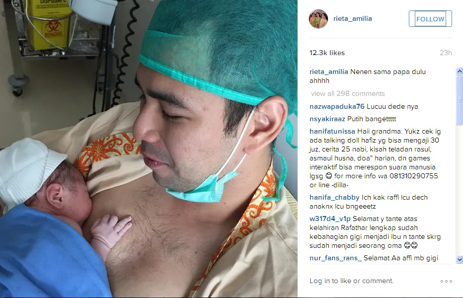 Raffi 'menyusui' Raffatar / © Instagram - rieta_amilia