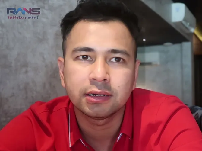 Raffi Ahmad tak sadar dirinya pernah satu sekolah dengan Nagita. © Youtube/Rans Entertainment