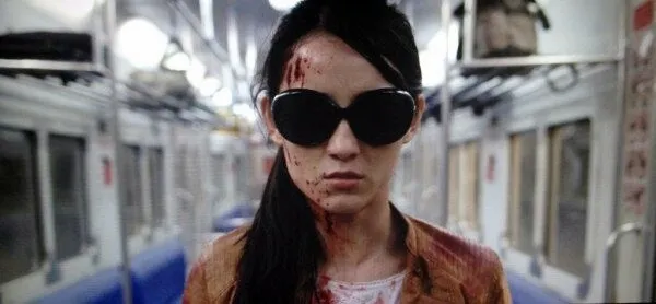 Julie Estelle sebagai Hammer Girl | Credit Foto: Sony Pictures Classics