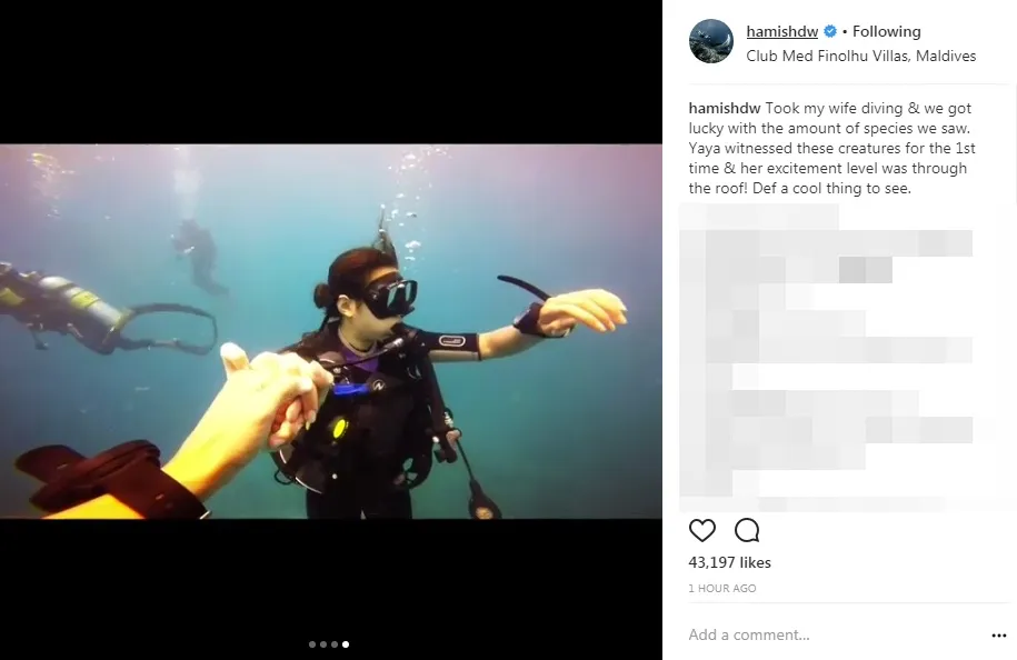 Awalnya Hamish masih memegang tangan Raisa ©instagram/hamishdw