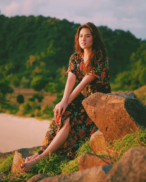 Penampilan natural Raisa yang bisa bikin terpukau! /©instagram.com/debucung