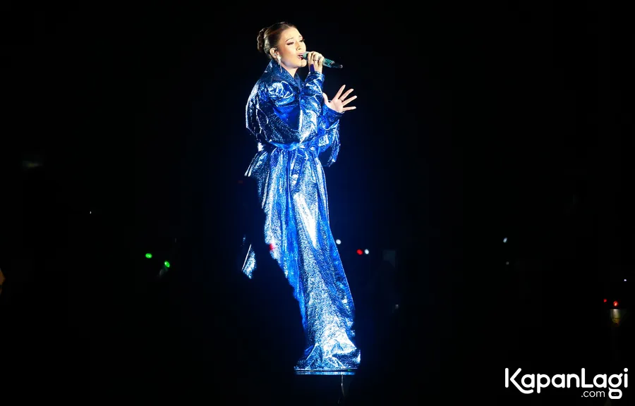 Konser Raisa di GBK (25/2) © KapanLagi.com/Muhammad Akrom Sukarya