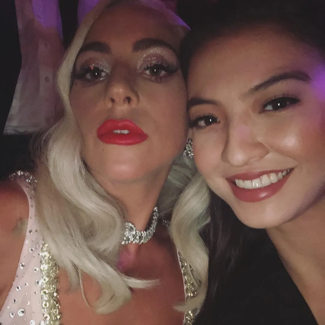 Selfie sama Lady Gaga sedekat ini, iri banget! © instagram.com/ralineshah
