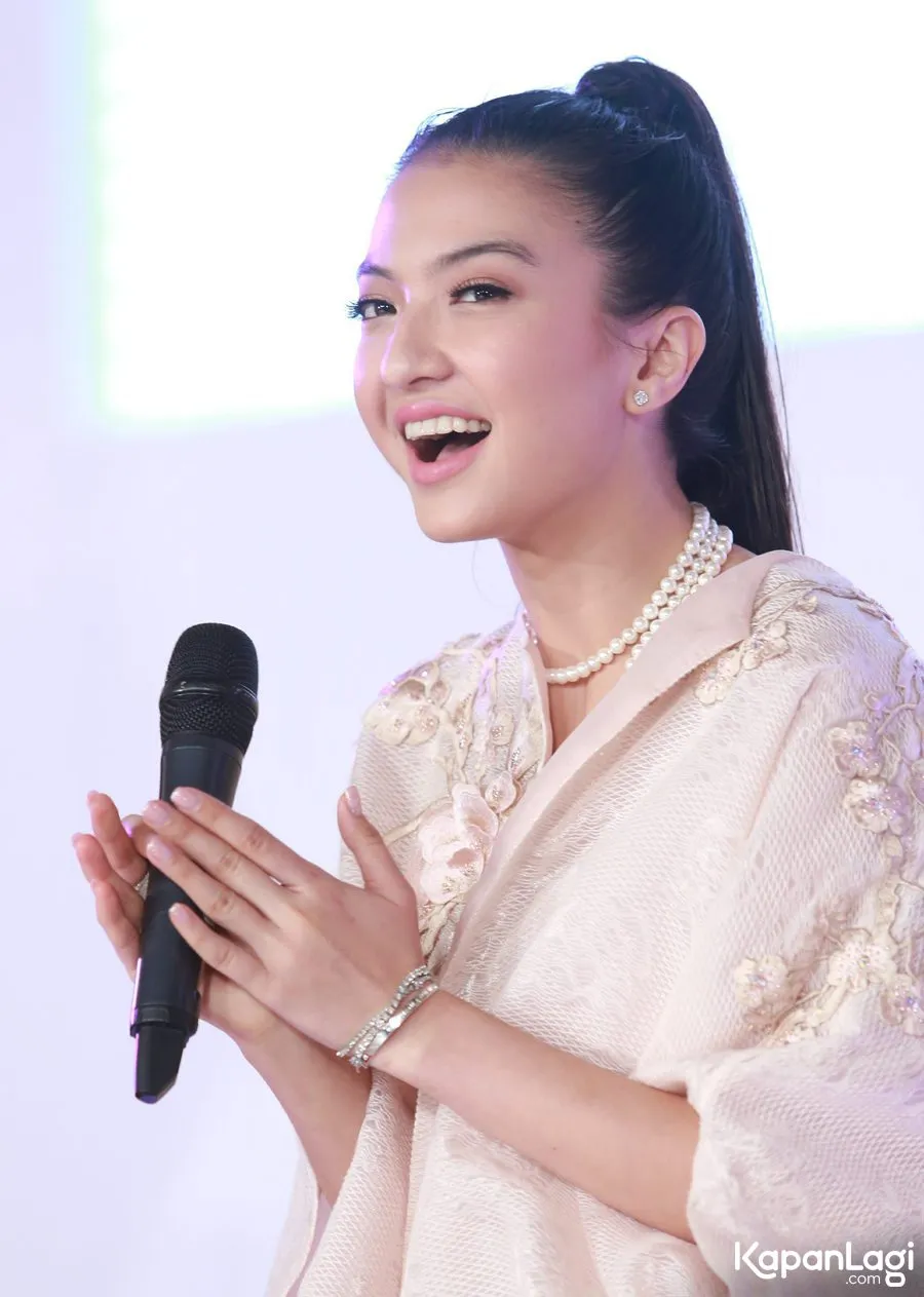 Raline Shah mengakui sebagai artis, kecantikan fisiknya lah yang pertama dilihat. ŠKapanLagi.com/Agus Apriyanto