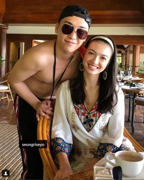 Seungri dan Raline di Pulau Pamanican. Credit: instagram.com/ralineshah