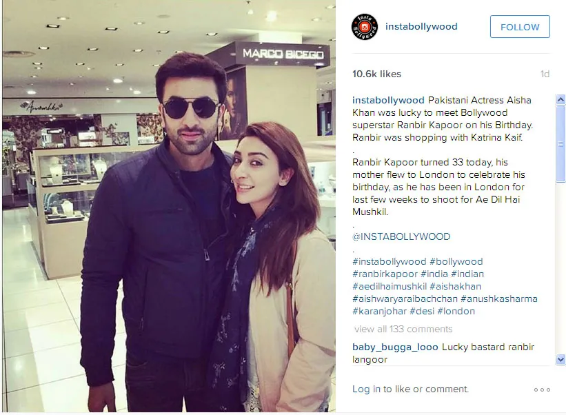 Ranbir berpose dengan Aisha Khan saat tak sengaja bertemu di London © Instagram.com/instabollywood