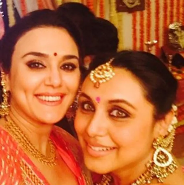 Preity Zinta bertemu dengan Rani di pesta Diwali. ©instagram/realpz