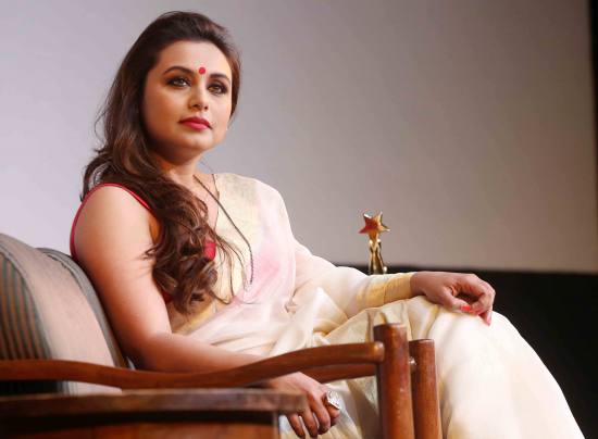 Rani Mukherjee | Rumor dan Fakta Kelahiran Anak Pertama Rani Mukherjee