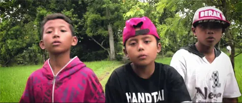 Rapper Bunot beranggotakan Afif, Alfariza dan David © YouTube