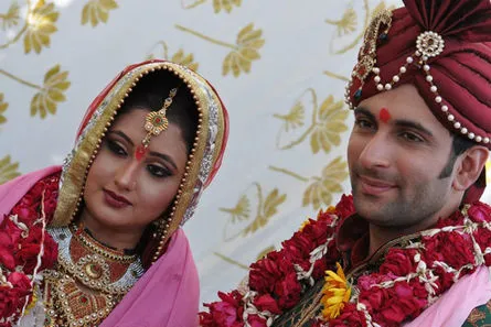 Pernikahan Rashami dan Nandish hanya bertahan sebentar. ©bollywoodlife