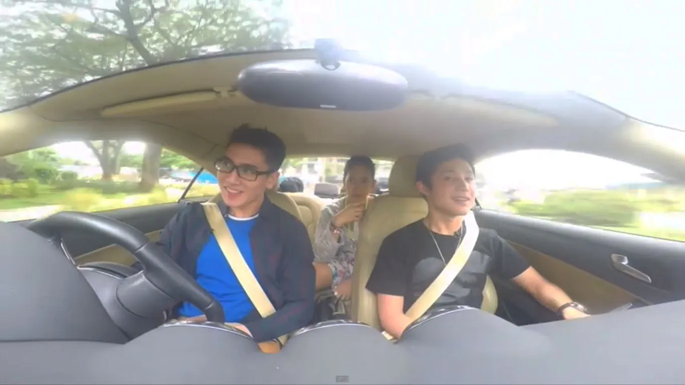 Di depan Dhea Seto, Verrell dan Rassya malah saling pamer lagu ©YouTube/bamboomfilms