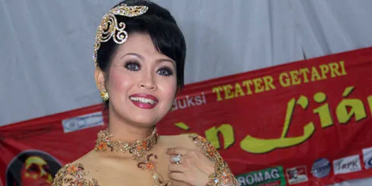 Ratna Listy © KapanLagi.com
