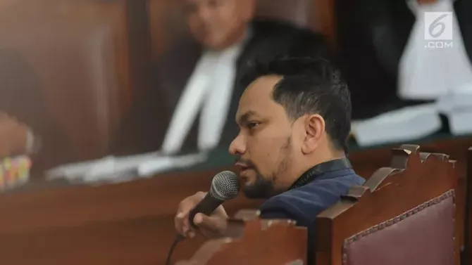 Tompi saat berikan saksi dalam persidangan (Liputan6.com/Herman Zakharia)