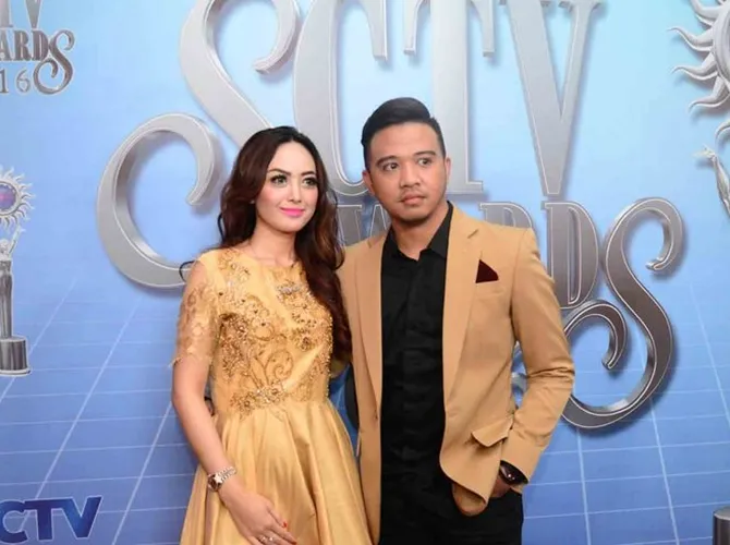 Persoalan rumah tangga antara Robby dan Ratu Cinta santer dibicarakan belakangan ini. © KapanLagi.com/Bayu Herdianto