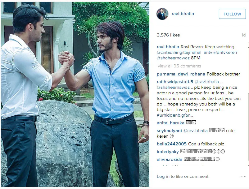 Ravi Bhatia dan Shaheer kompak saling bersalaman macho © Instagram.com/ravi.bhatia