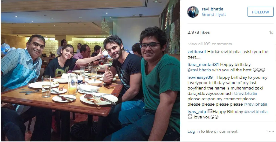Ini dia momen makan malam Ravi Bhatia bareng keluarga Rani Rajesh © Instagram.com/ravi.bhatia